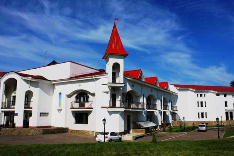 Azimut Hotel Uglich Exterior foto